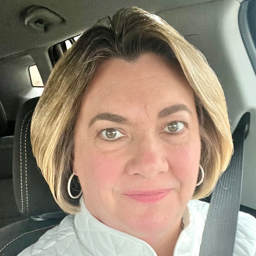 Meet your Posher, Lori